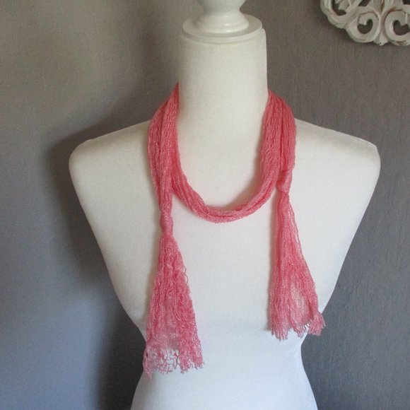 3/9$ **SALE** Pink net skinny scarf - Picture 5 of 5